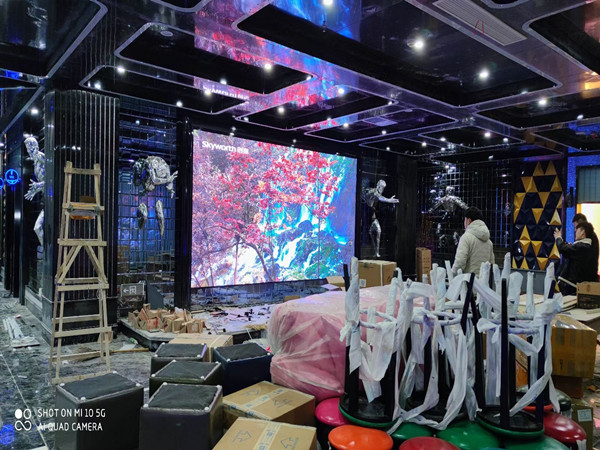 巫山室内P2.5全彩显示屏